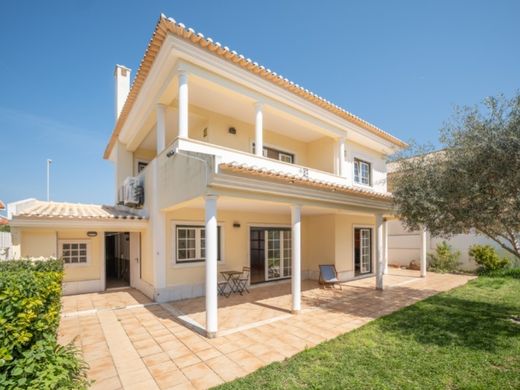 Luxury home in Cascais, Lisbon