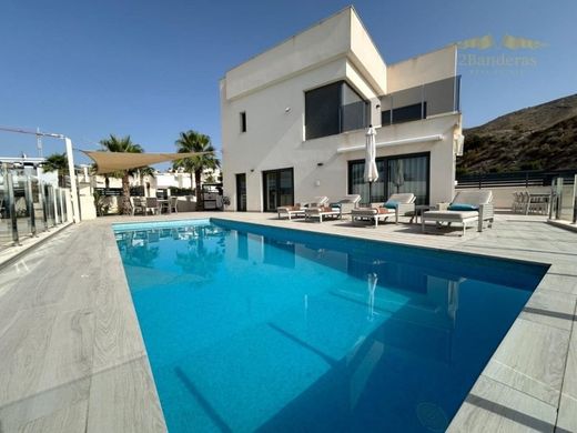 Villa in Finestrat, Alicante