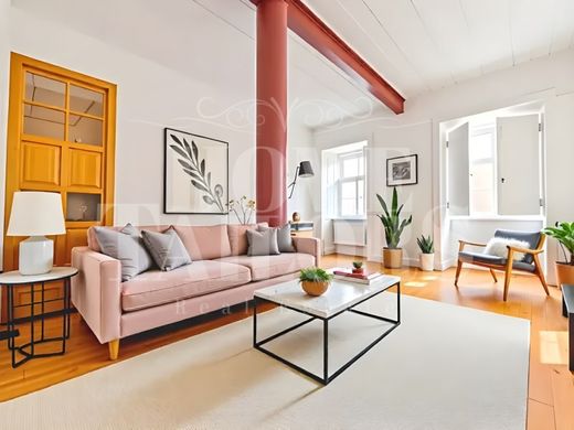 Apartment / Etagenwohnung in Santa Maria Maior, Lisbon