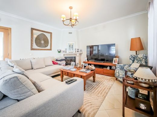 Chalet Pareado en Cascais, Lisboa