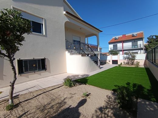 半独立式房屋  Sesimbra, Distrito de Setúbal