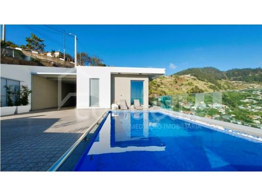 Calheta, Madeiraの高級住宅