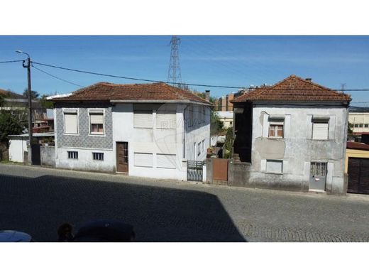 Πολυτελή κατοικία σε Maia, Distrito do Porto