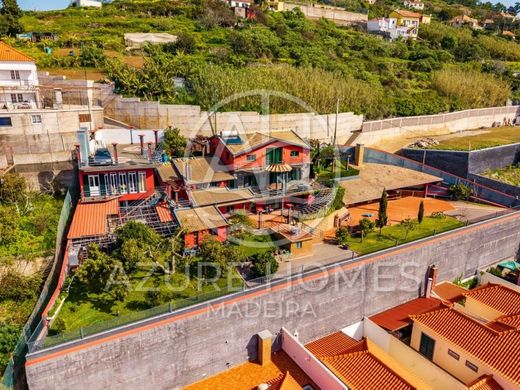 Detached House in Ribeira Brava, Madeira
