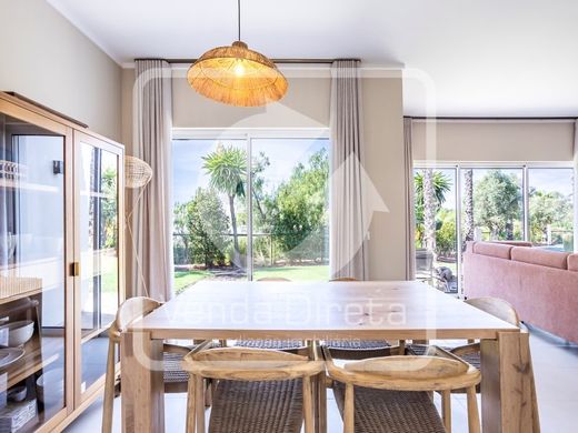 ‏וילה רב-משפחתית ב  Lagoa, Distrito de Faro