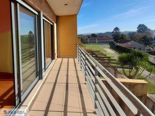 Maia, Distrito do Portoのマルチファミリーヴィラ