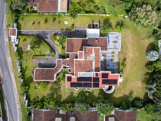 Luxus-Haus in Escazú, Provincia de San José