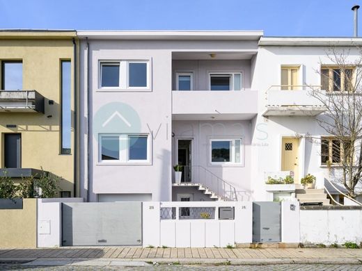 Luxury home in Porto, Distrito do Porto