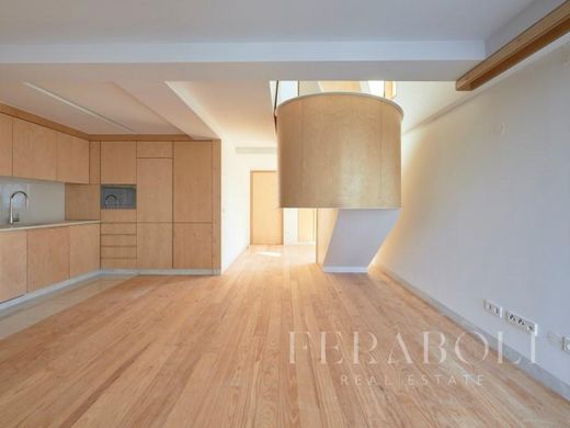 Duplex w Campo de Ourique, Lisbon