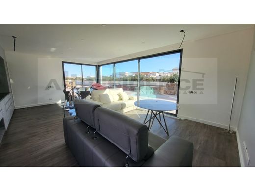 فيلا شبه مستقلة ﻓﻲ Albufeira, Distrito de Faro