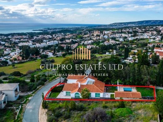 Luxury home in Tála, Paphos District