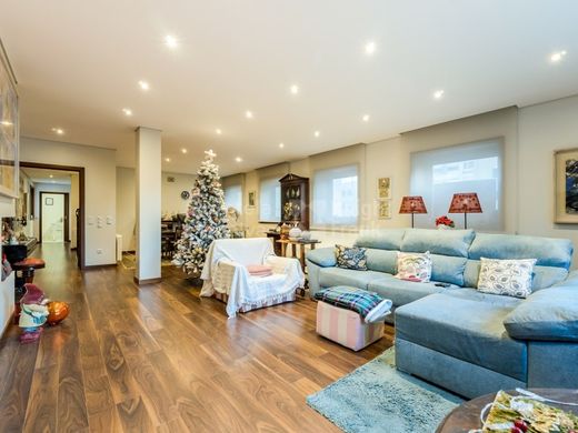 Apartment / Etagenwohnung in Maia, Distrito do Porto