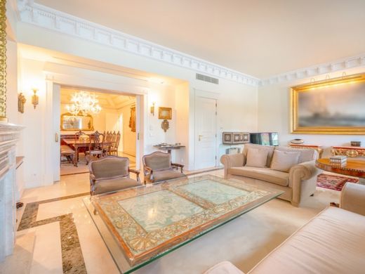 Maison de luxe à Campolide, Lisbon