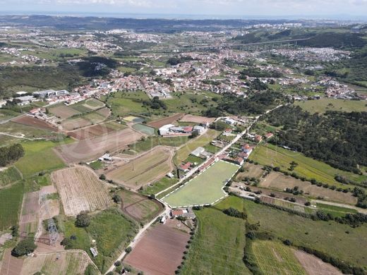 Terreno a Loures, Lisbona