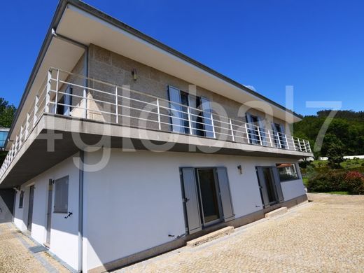 Casa de luxo - Guimarães, Braga