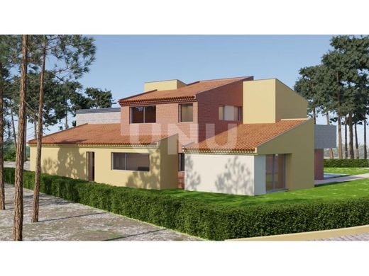 Mehrfamilienhaus in Ovar, Distrito de Aveiro
