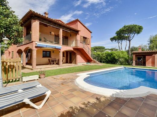Luxury home in Cabanyes, Province of Girona
