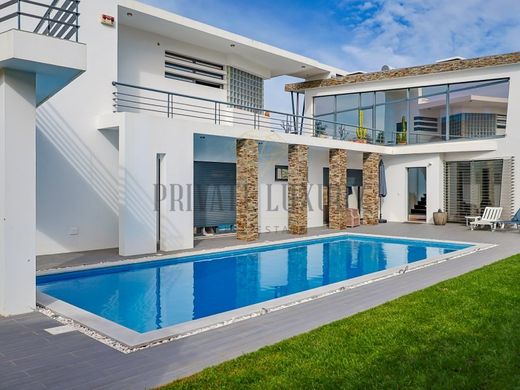 Luxury home in Cascais, Lisbon