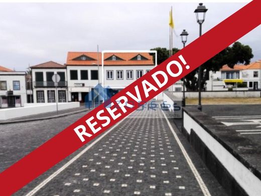 Luxe woning in Madalena, Azores