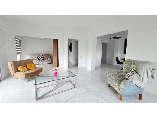 Piso / Apartamento en Zakaki, Lemesós