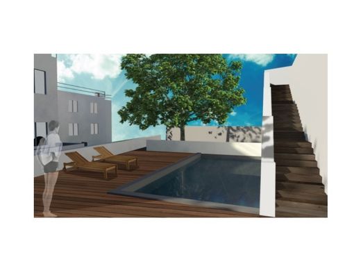 Daire Campolide, Lisbon