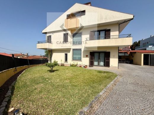 Элитный дом, Вила-Нова-де-Гайя, Vila Nova de Gaia