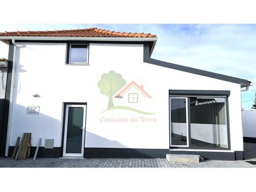 Смежная Вилла, Синтра, Sintra