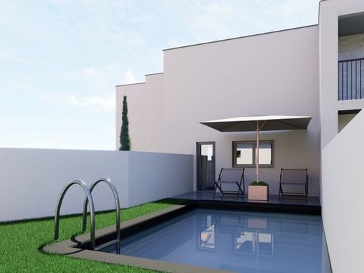 Willa wielorodzinna w Covilhã, Distrito de Castelo Branco