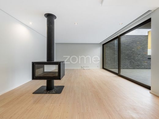 Luxury home in Vila Nova de Gaia, Distrito do Porto