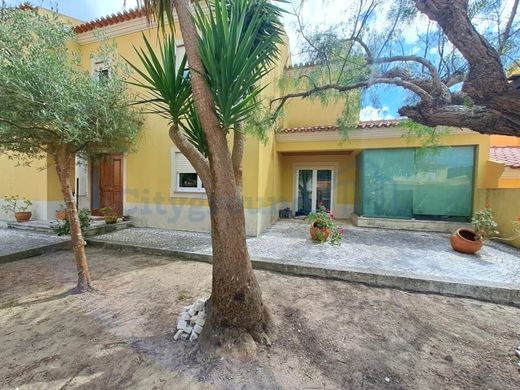 Detached House in Bombarral, Distrito de Leiria