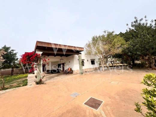 Villa in Sant Josep de sa Talaia, Balearen