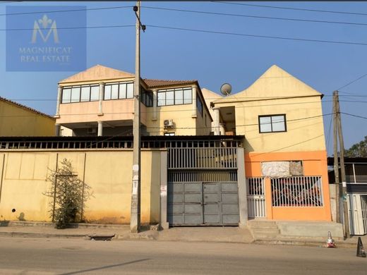 Maison de luxe à Luanda, Luanda Province