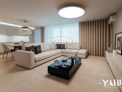 ヴィラ・ノヴァ・デ・ガイア
, Vila Nova de Gaiaのデュプレックス