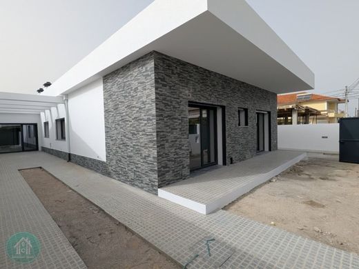 Detached House in Seixal, Distrito de Setúbal