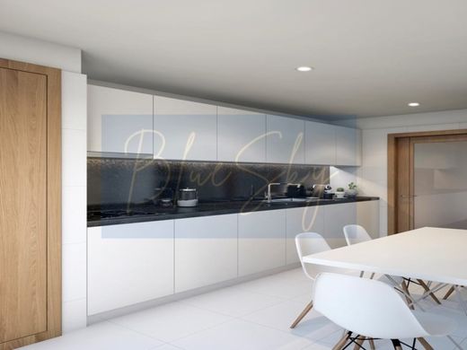 Apartment / Etagenwohnung in Gondomar, Distrito do Porto