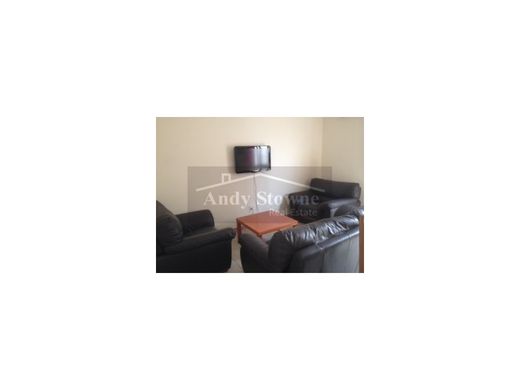 아파트 / San Ġiljan, Saint Julian's