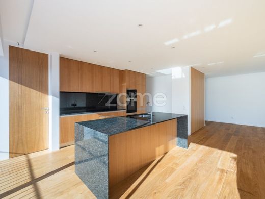 Apartment / Etagenwohnung in Matosinhos, Distrito do Porto