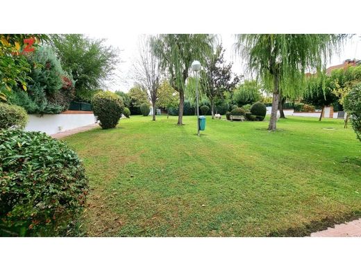 ‏וילה רב-משפחתית ב  Las Rozas de Madrid, Provincia de Madrid