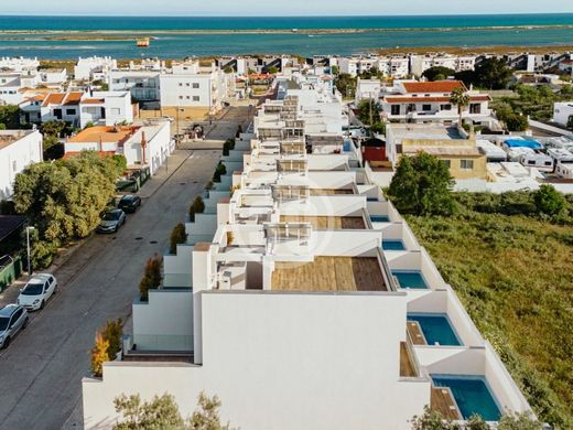Συγκρότημα ανεξάρτητων κατοικιών σε Olhão, Distrito de Faro