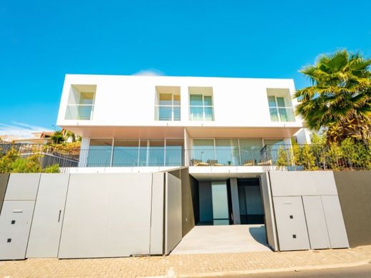 Semidetached House in Funchal, Madeira