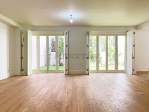 아파트 / Santo António, Lisbon