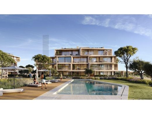 Apartment / Etagenwohnung in Loulé, Distrito de Faro