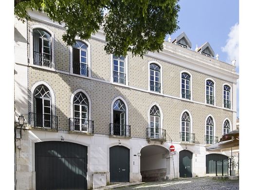 아파트 / Santa Maria Maior, Lisbon