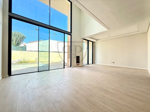 Luxury home in Cascais, Lisbon