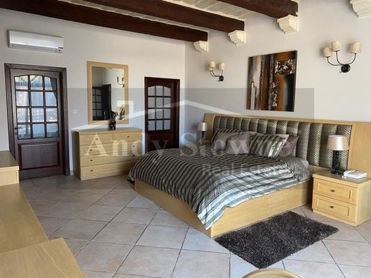 Villa in Mosta, Il-Mosta