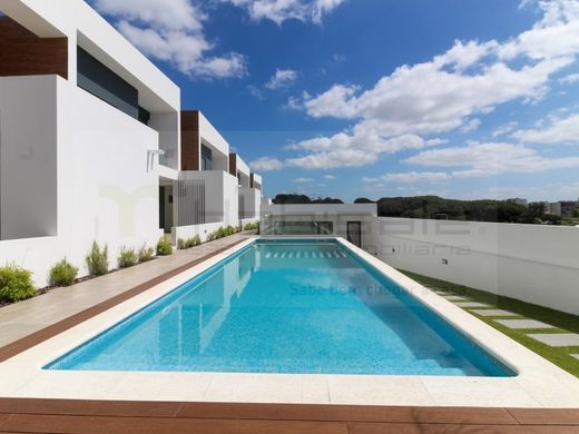 Loures, Distrito de Lisboaの高級住宅