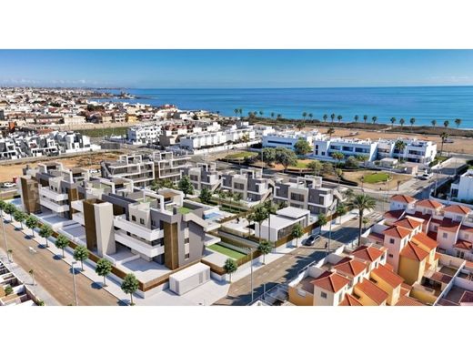 Appartement in Pilar de la Horadada, Provincia de Alicante