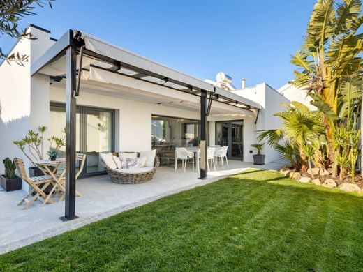 Casa de luxo - Charneca de Caparica, Almada