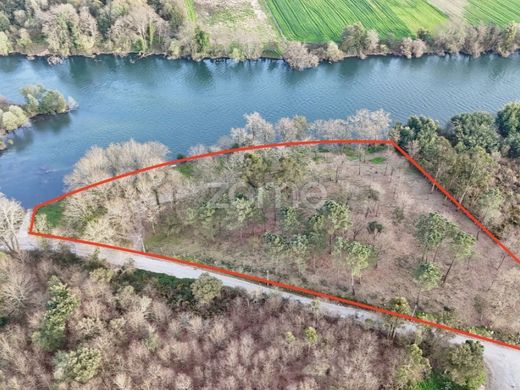 Land in Barcelos, Distrito de Braga