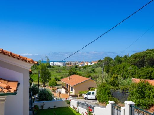 Twee-onder-een-kapwoning in Figueira da Foz, Distrito de Coimbra